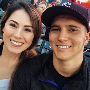 Meet your Posher, Nikki